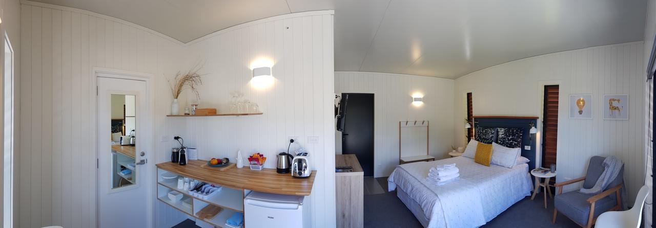 Admiral Waters Bed and Breakfast Cooks Beach Buitenkant foto