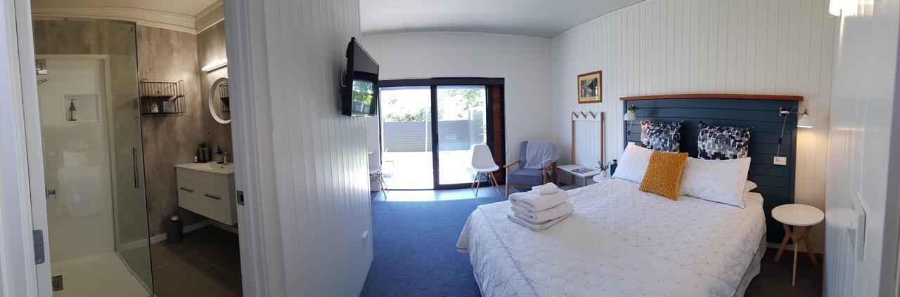 Admiral Waters Bed and Breakfast Cooks Beach Buitenkant foto